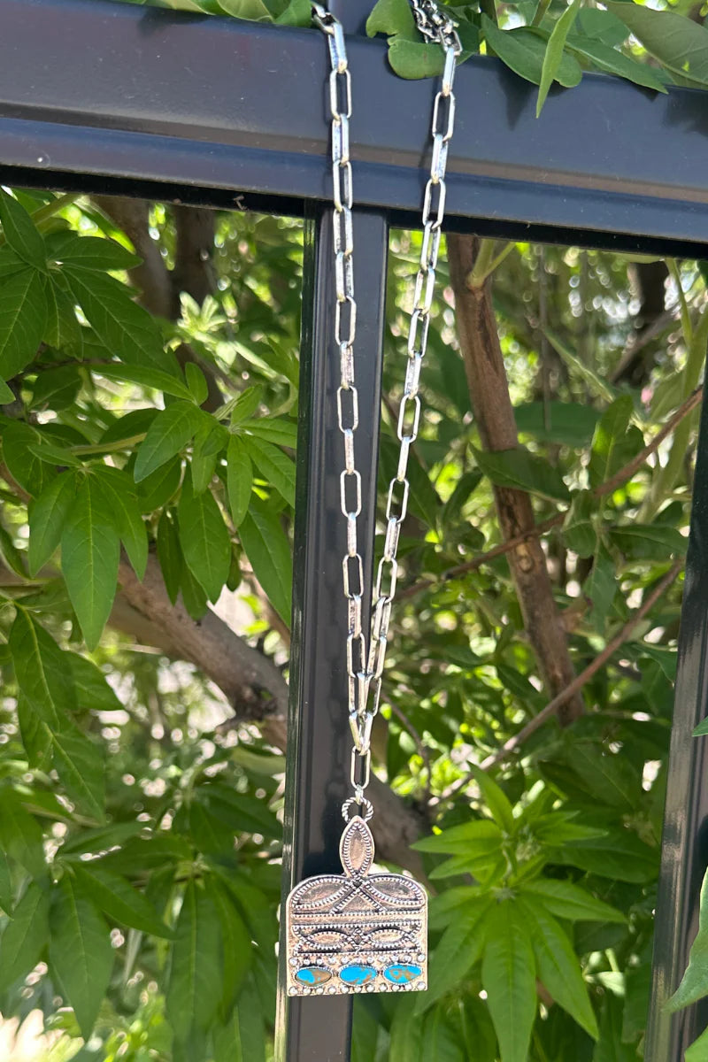 STITCHED IN STONE LARGE
NECKLACE