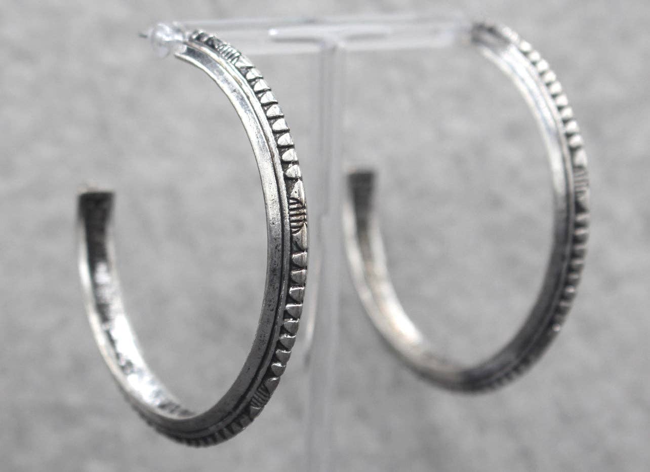 SILVER STAMPED HOOPS