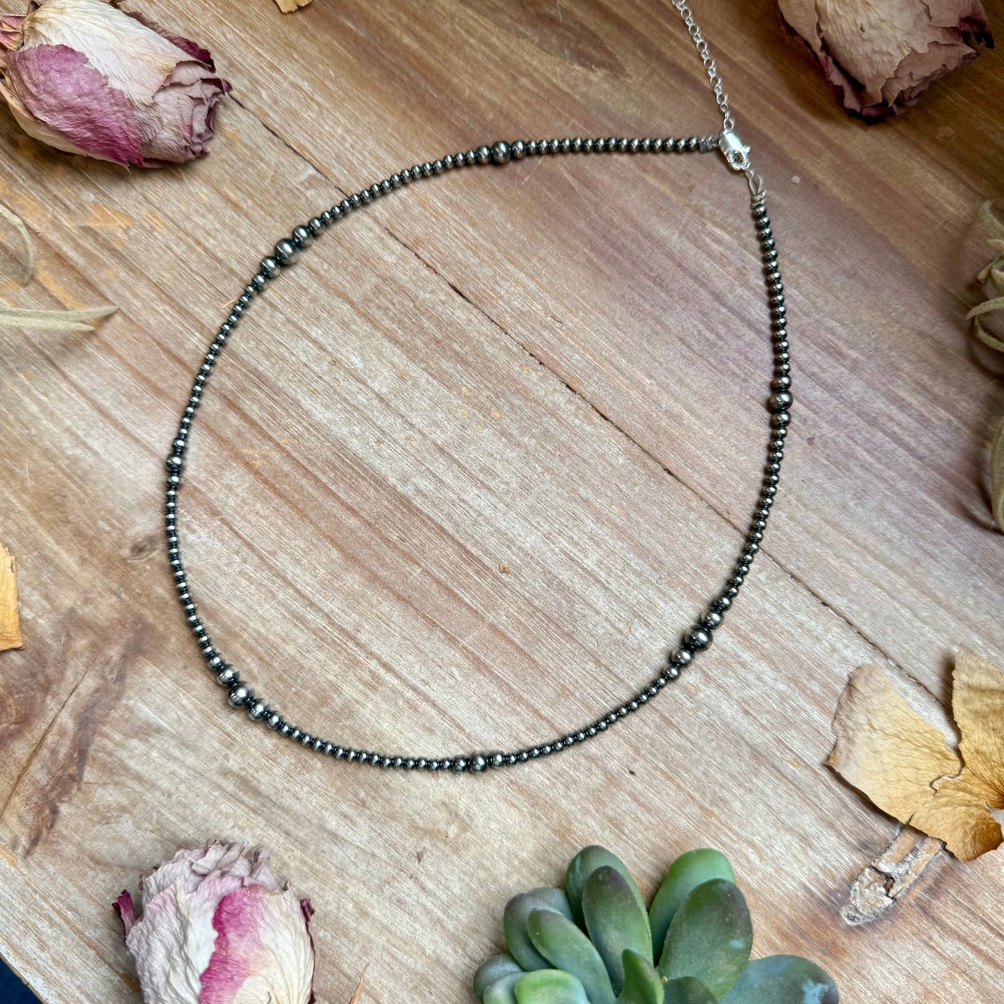 18 inch Graduated Sterling
Silver Pearl Necklace