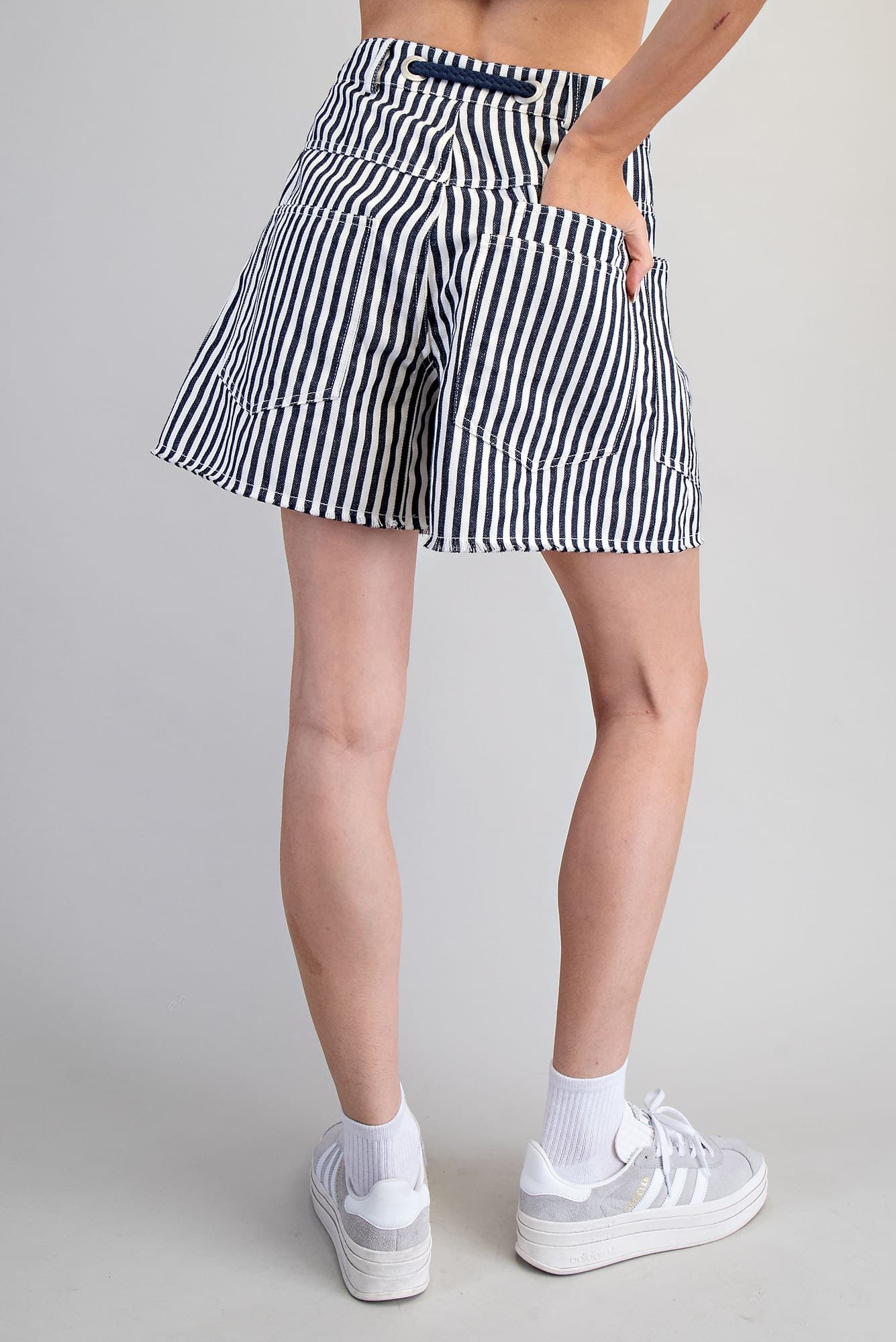 Mineral Washed Rope Belt Striped Shorts