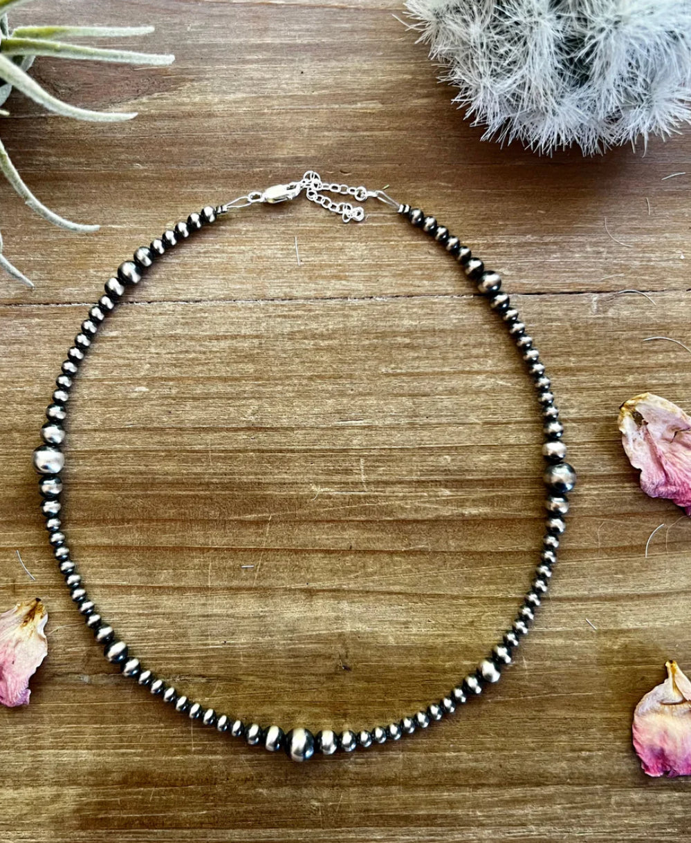 Graduated Sterling Silver pearls choker necklace
