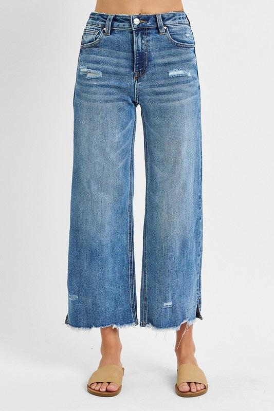 Risen High Rise Crop w Fray Hem