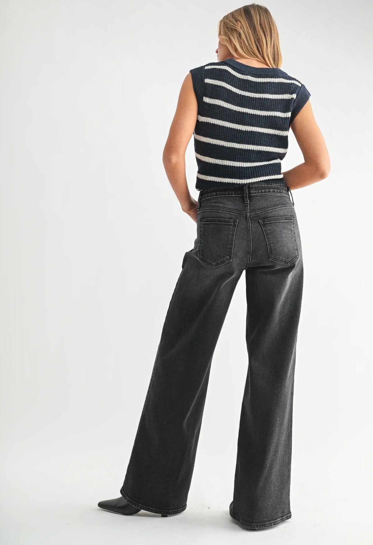 Full Length Relaxed Ultra Wide Leg - Washed Black