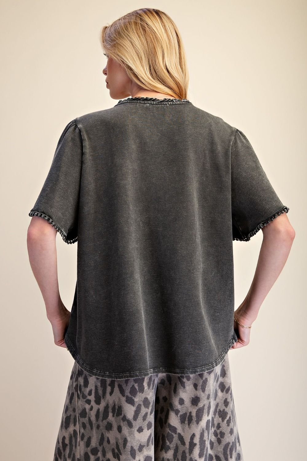 TULIP SHORT SLEEVES WASHED KNIT TOP