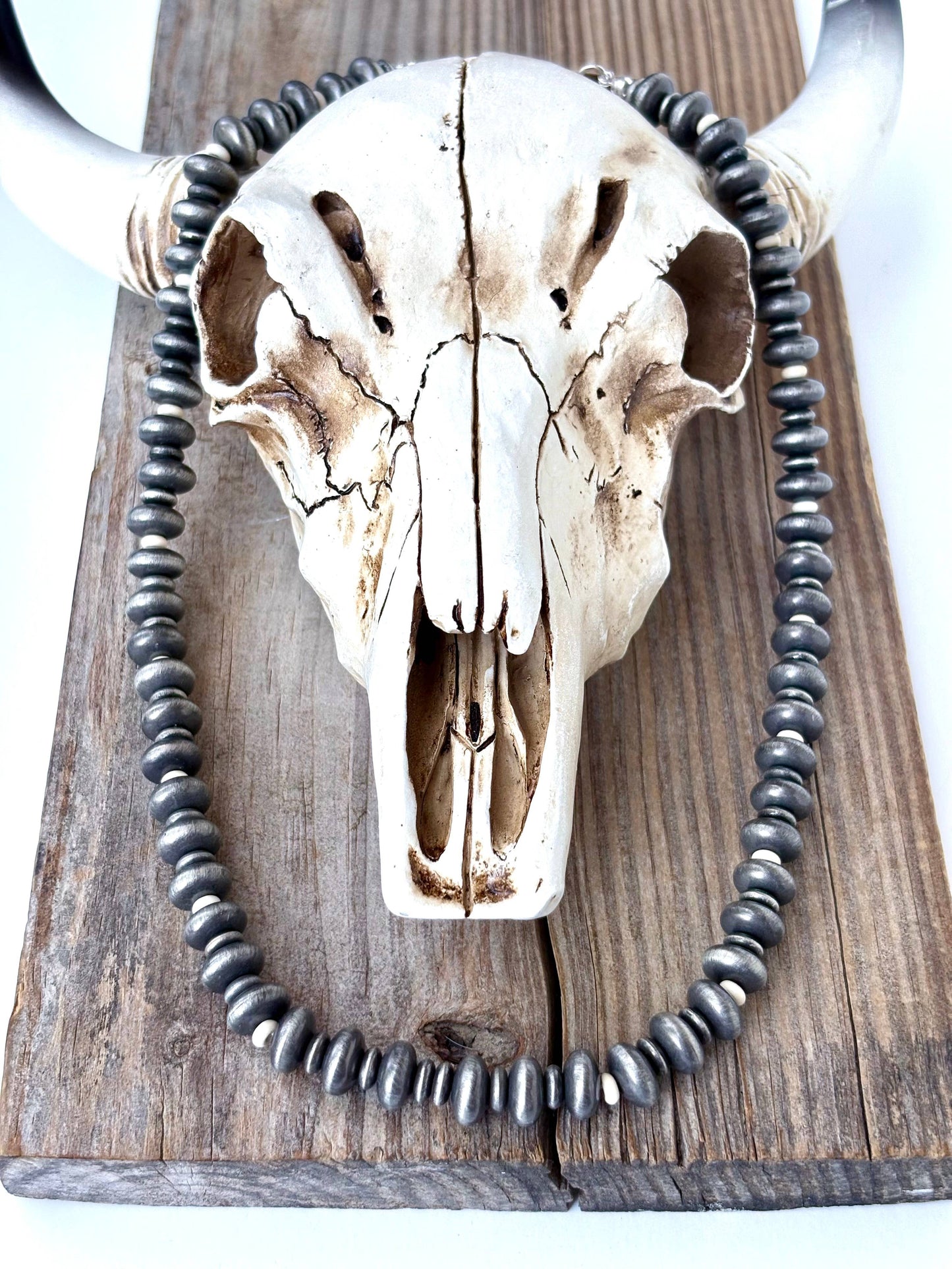 Western Style Flat Navajo Pearl & Stone Beaded Necklace