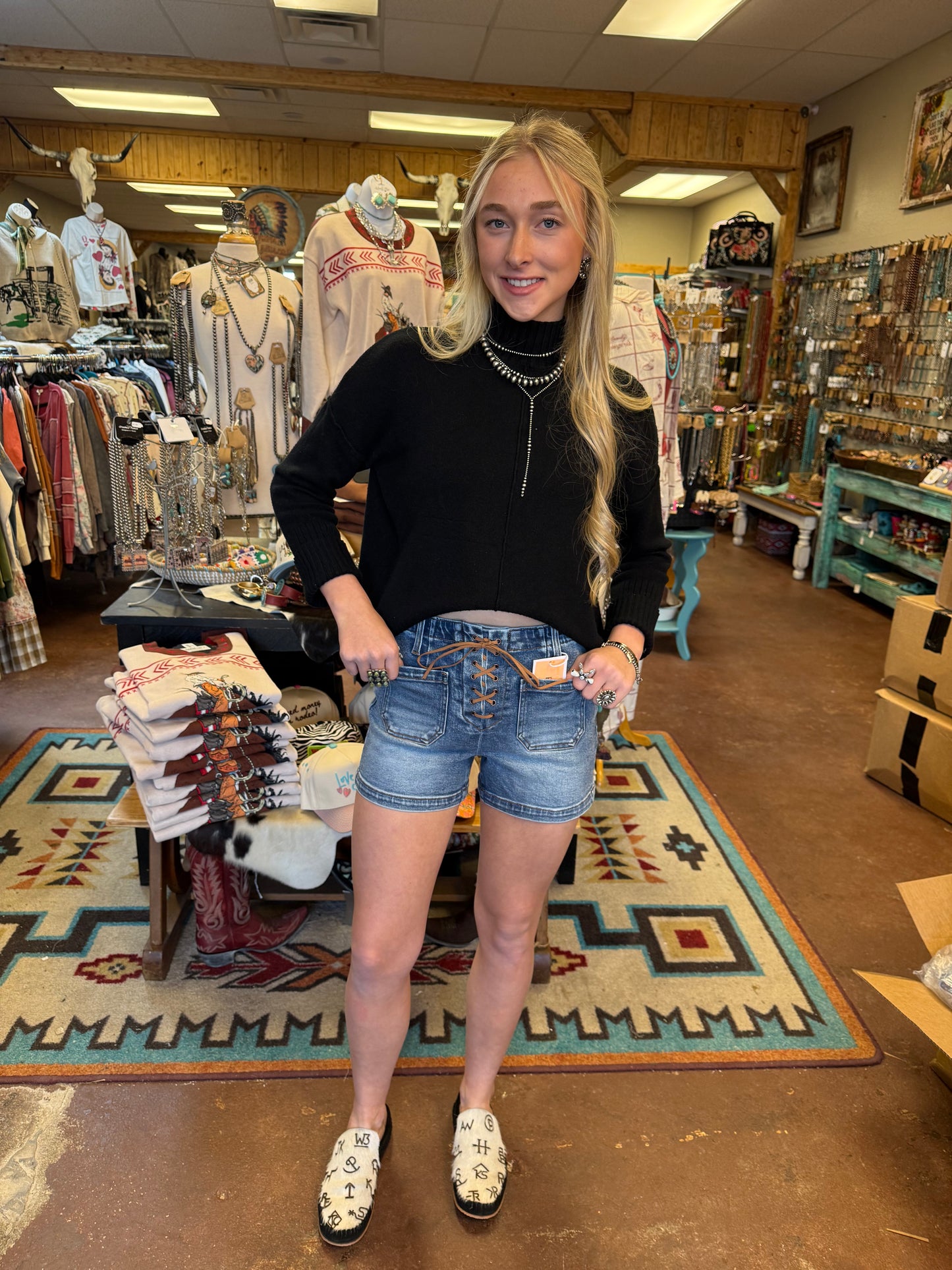 Risen Front Tie-Up Shorts