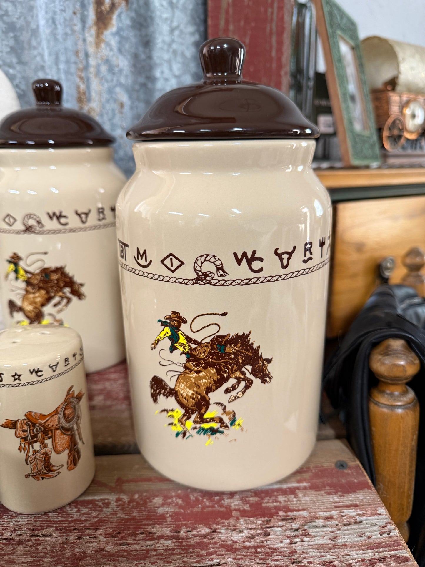Bronco Ceramic Canister