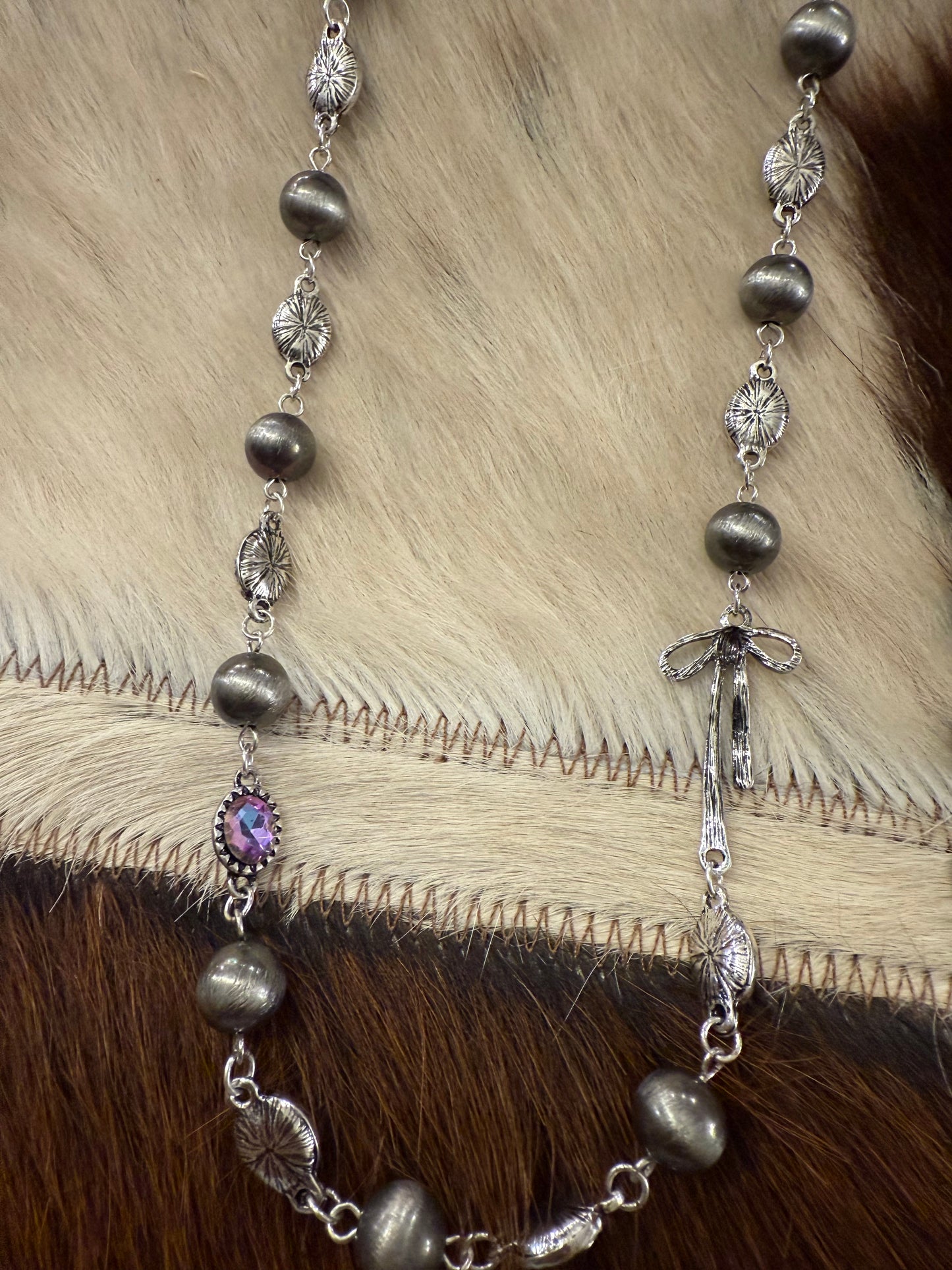 Bows & Beads Necklace