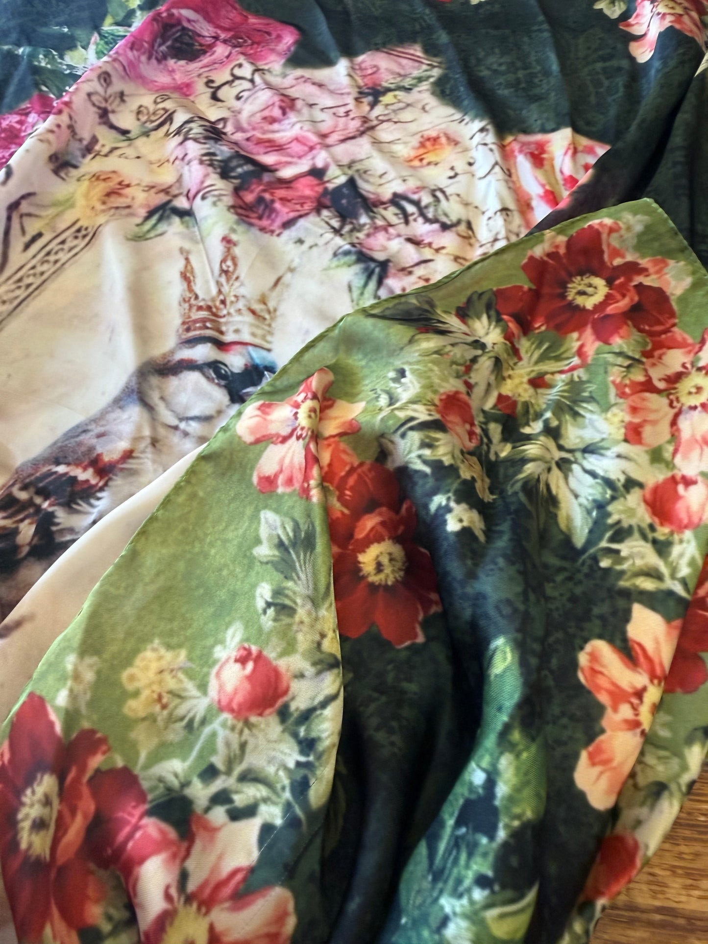 Birdie Queen Scarf