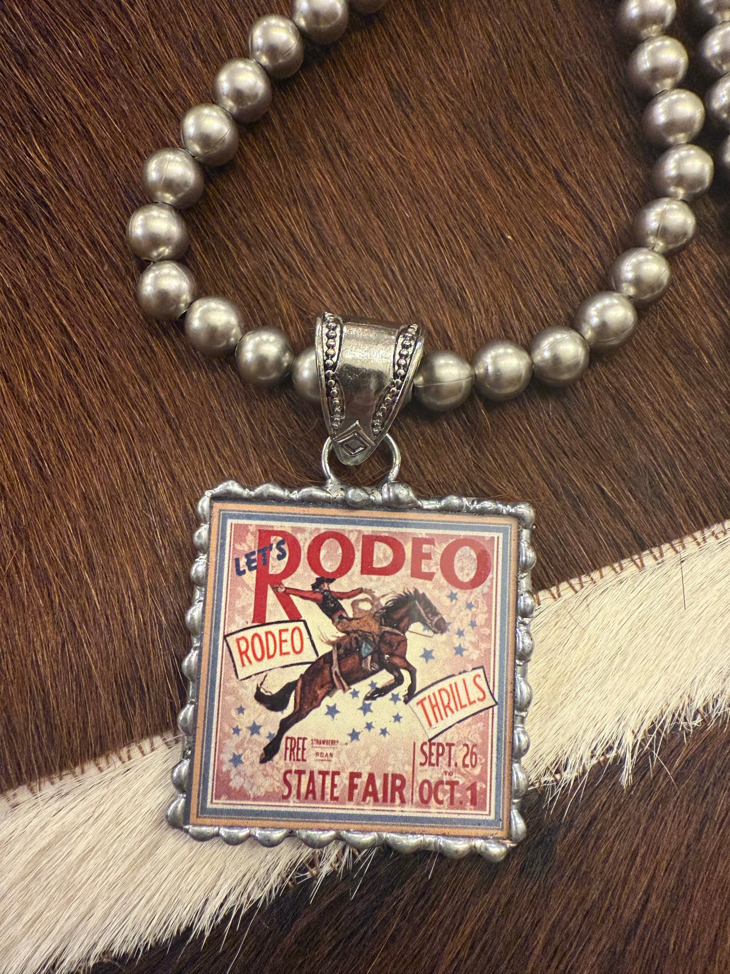 Robin Rodeo Necklace