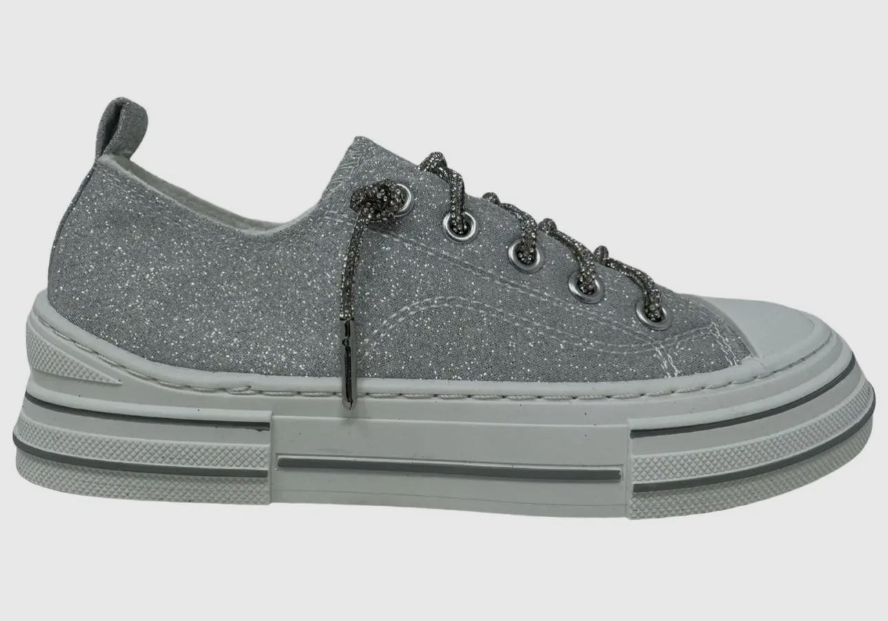 Very G Aman Sneaker’s