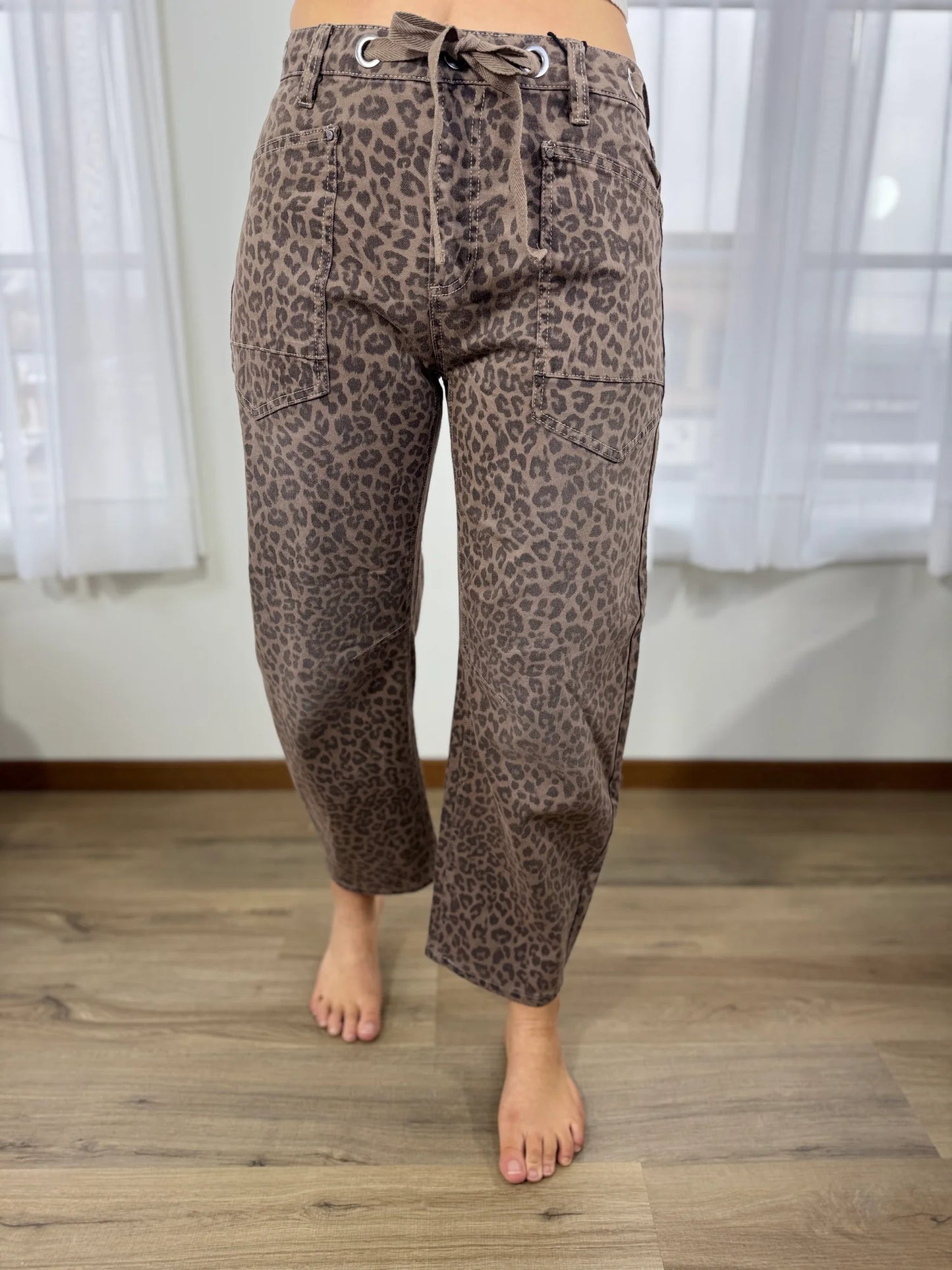 Risen Brown Leopard Cropped Barrel