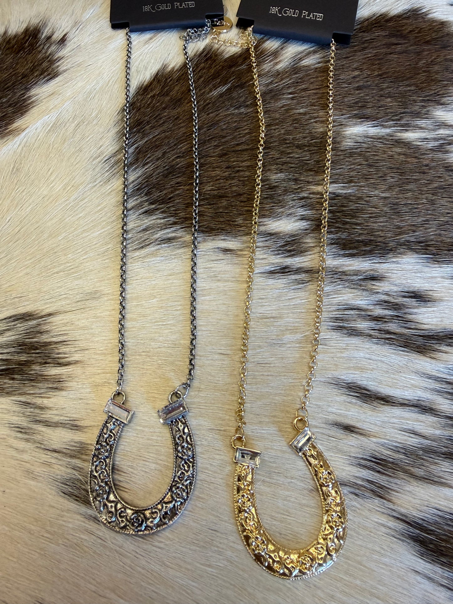 The Dally Necklace