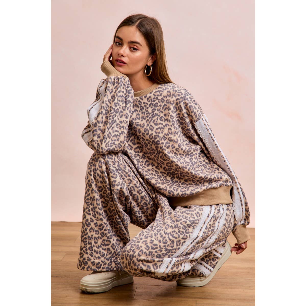 LEOPARD FRENCH TERRY LACE CONTRAST SWEATSHIRT TOP