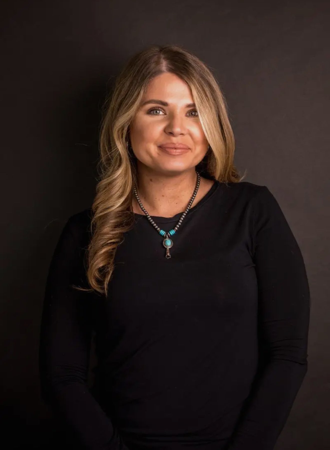 18" Faux Navajo Pearl Necklace w/ Turquoise Blossom Pendant