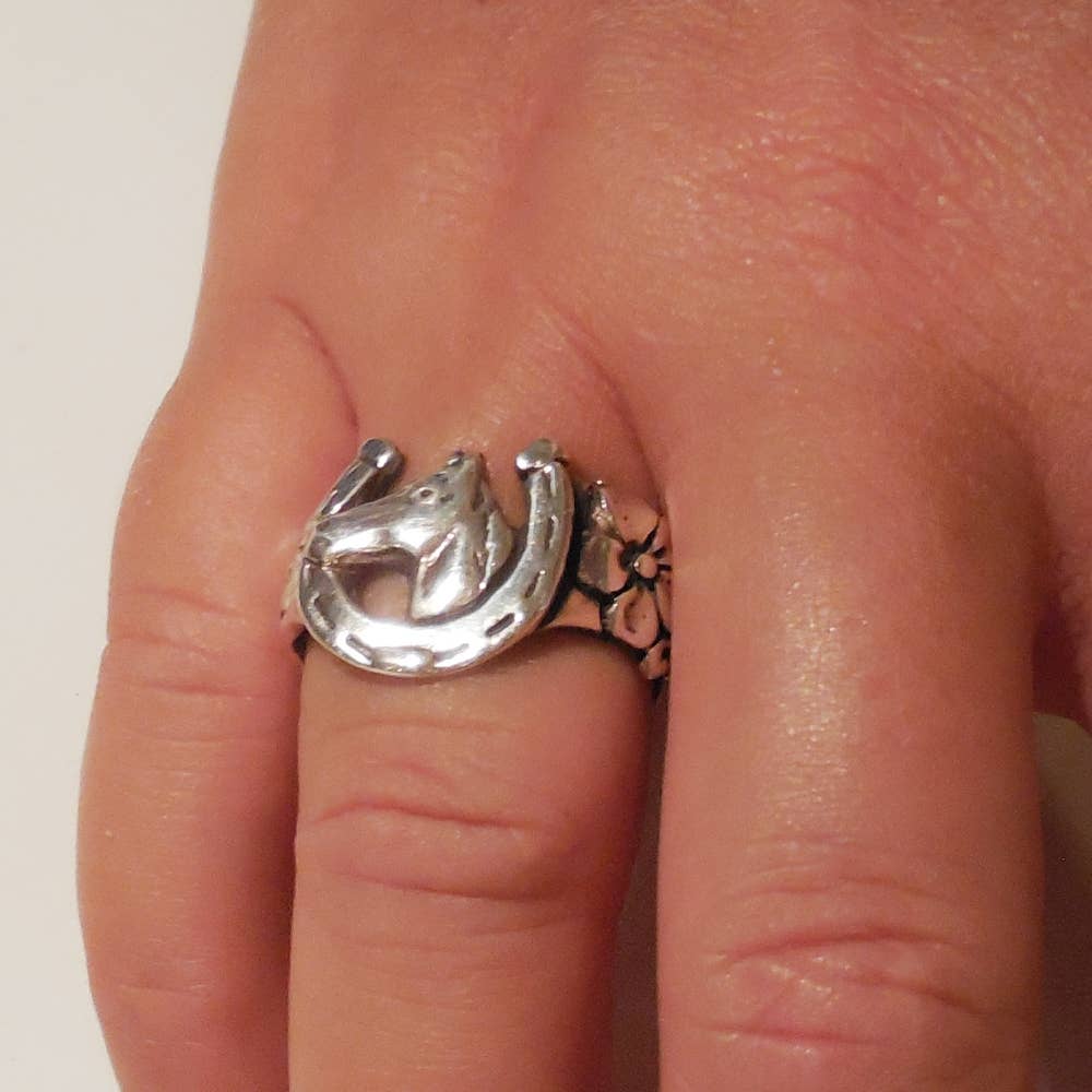 Lucky Horseshoe & Flowers Ring