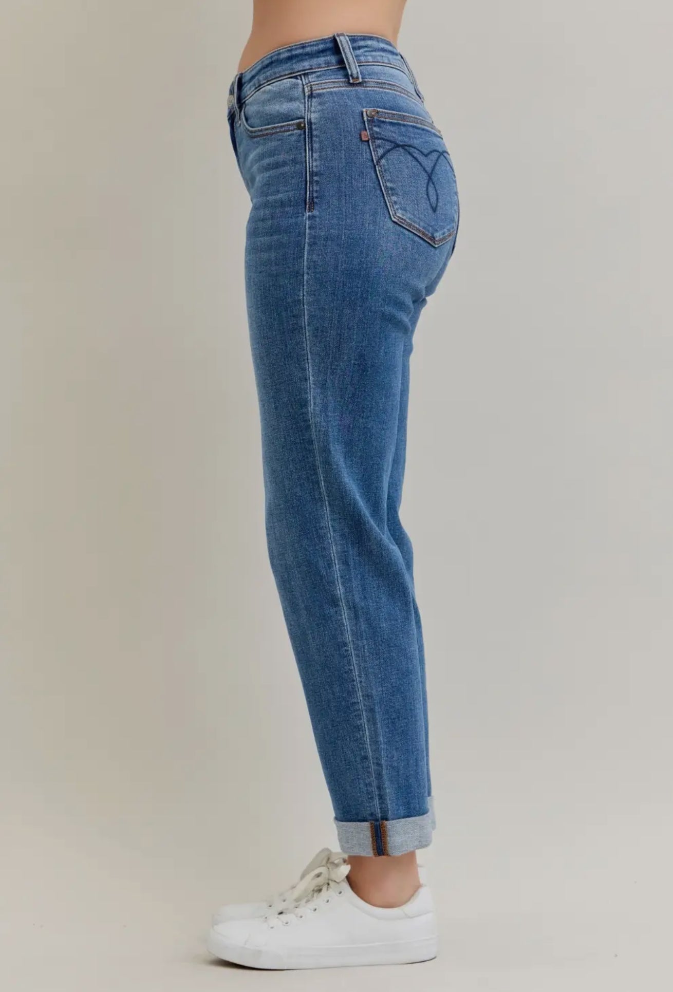 Judy Blue Mid Rise Boyfriend Classic Cuffed