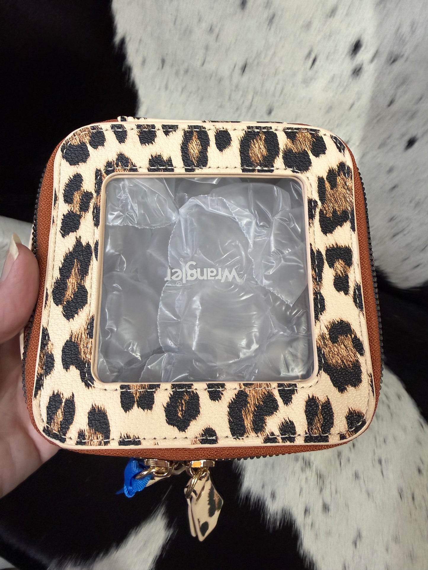 Leopard Zip Box
