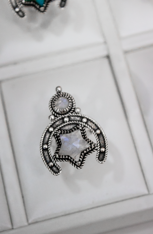 Lucky Star Horseshoe Ring