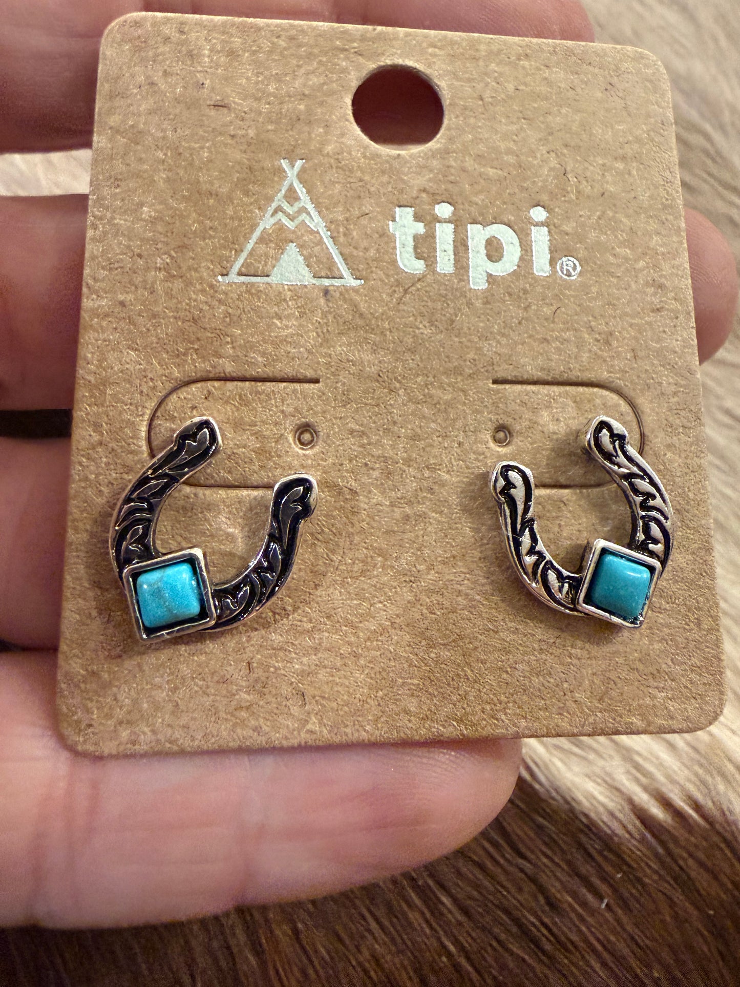 Lucky Lisa Earrings