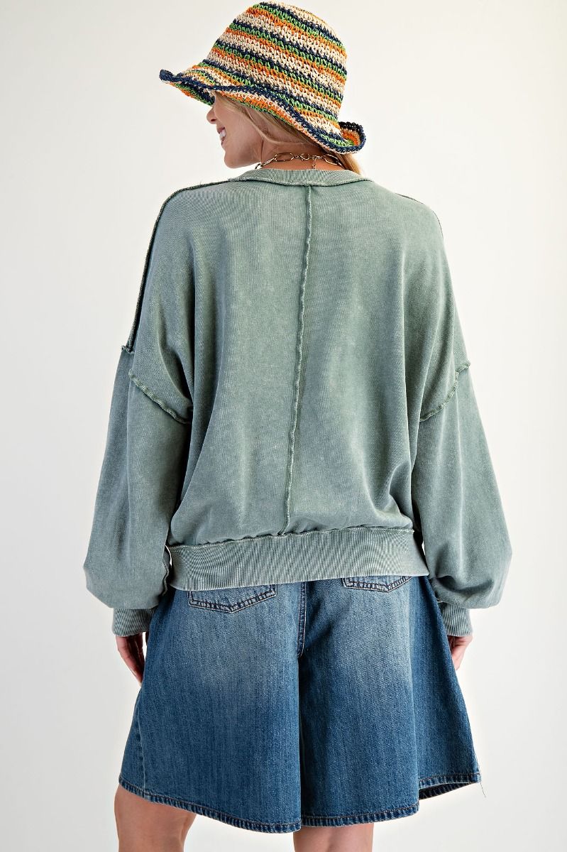 CUT OUT MINERAL WASHED PULLOVER