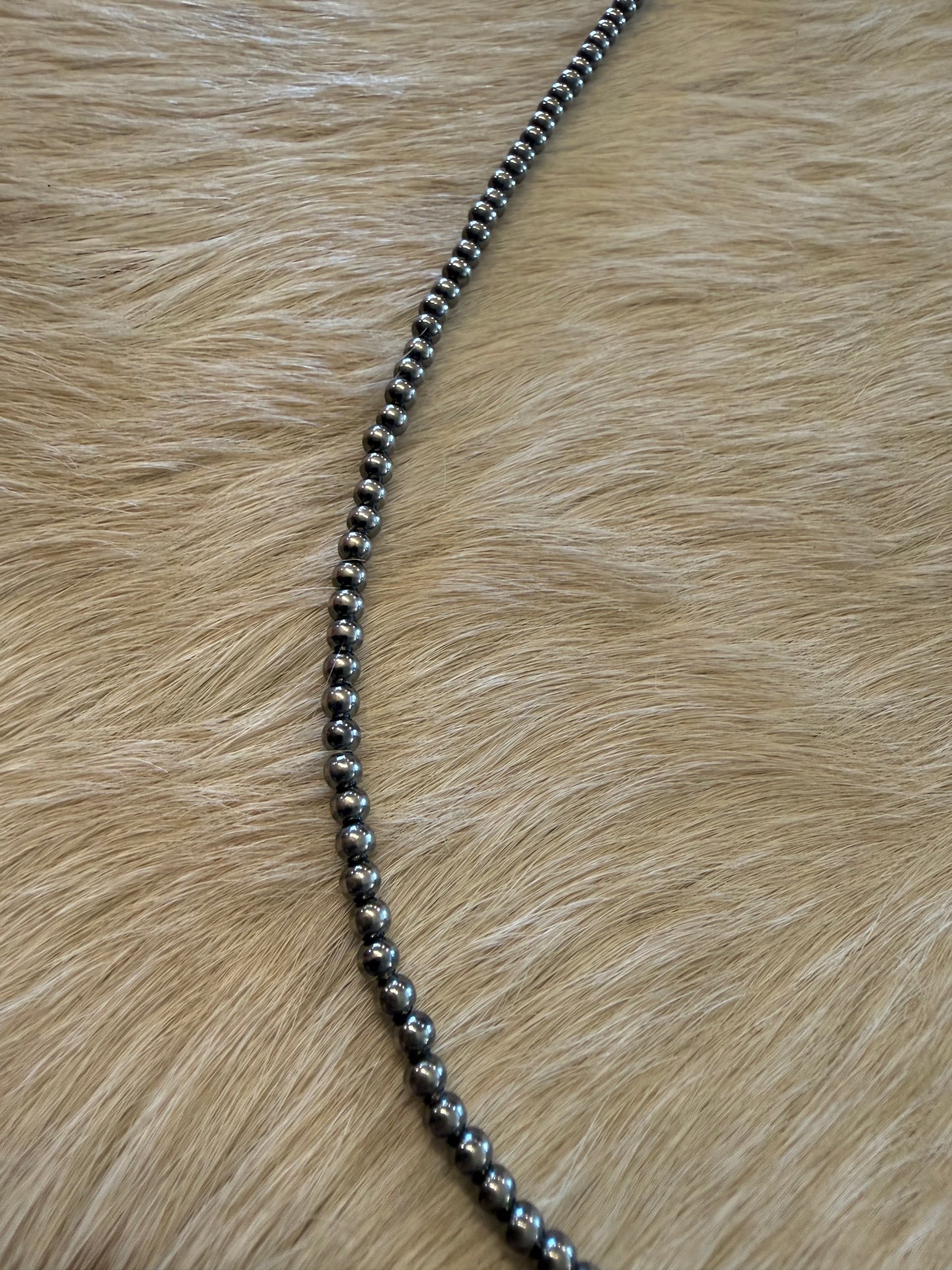 Rein Silver Pearls Necklace