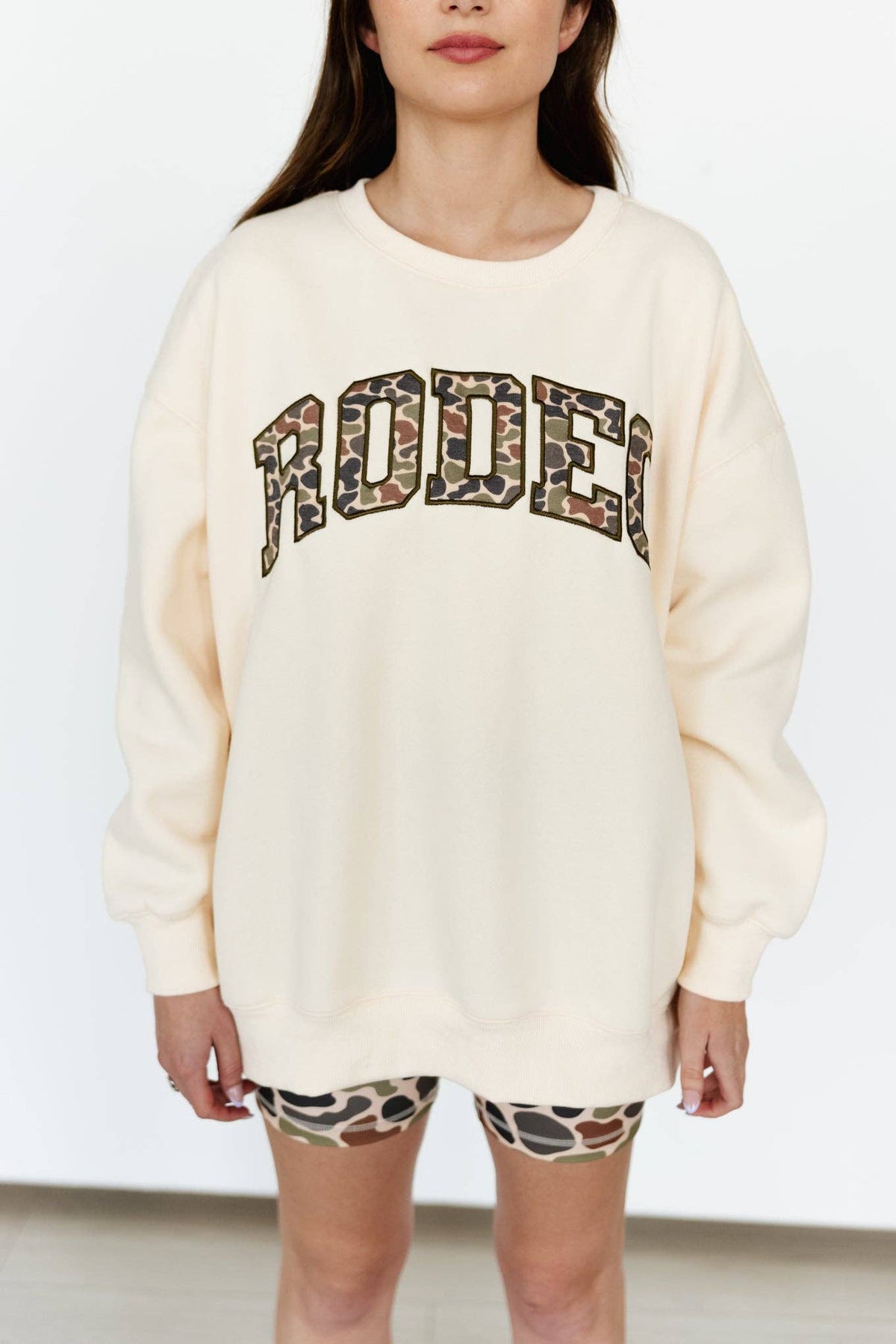 IVORY RODEO SWEATSHIRT