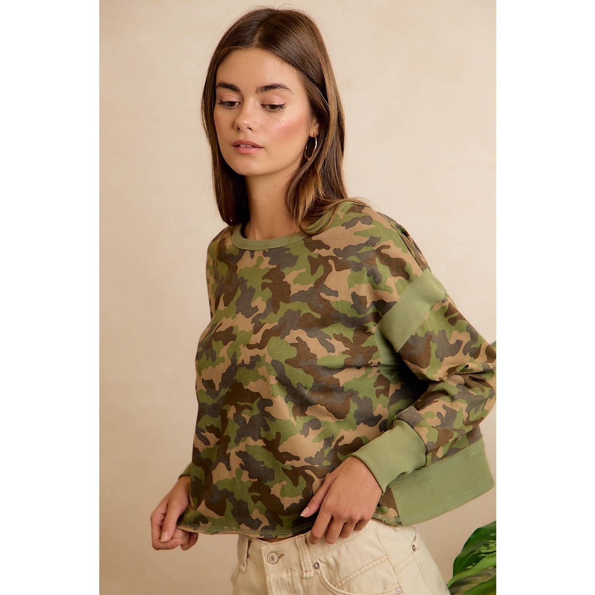 CAMO JERSEY OPEN BACK LONG SLEEVES TOP