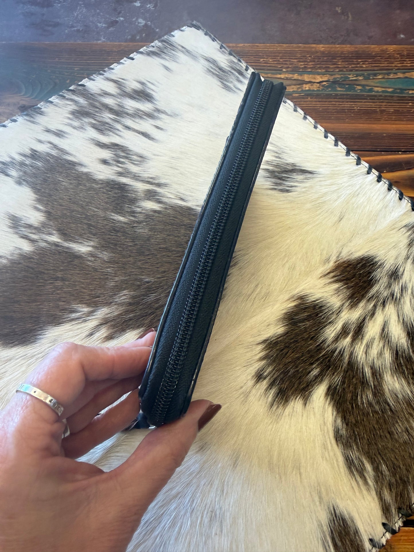 Signature Arrow Wallet