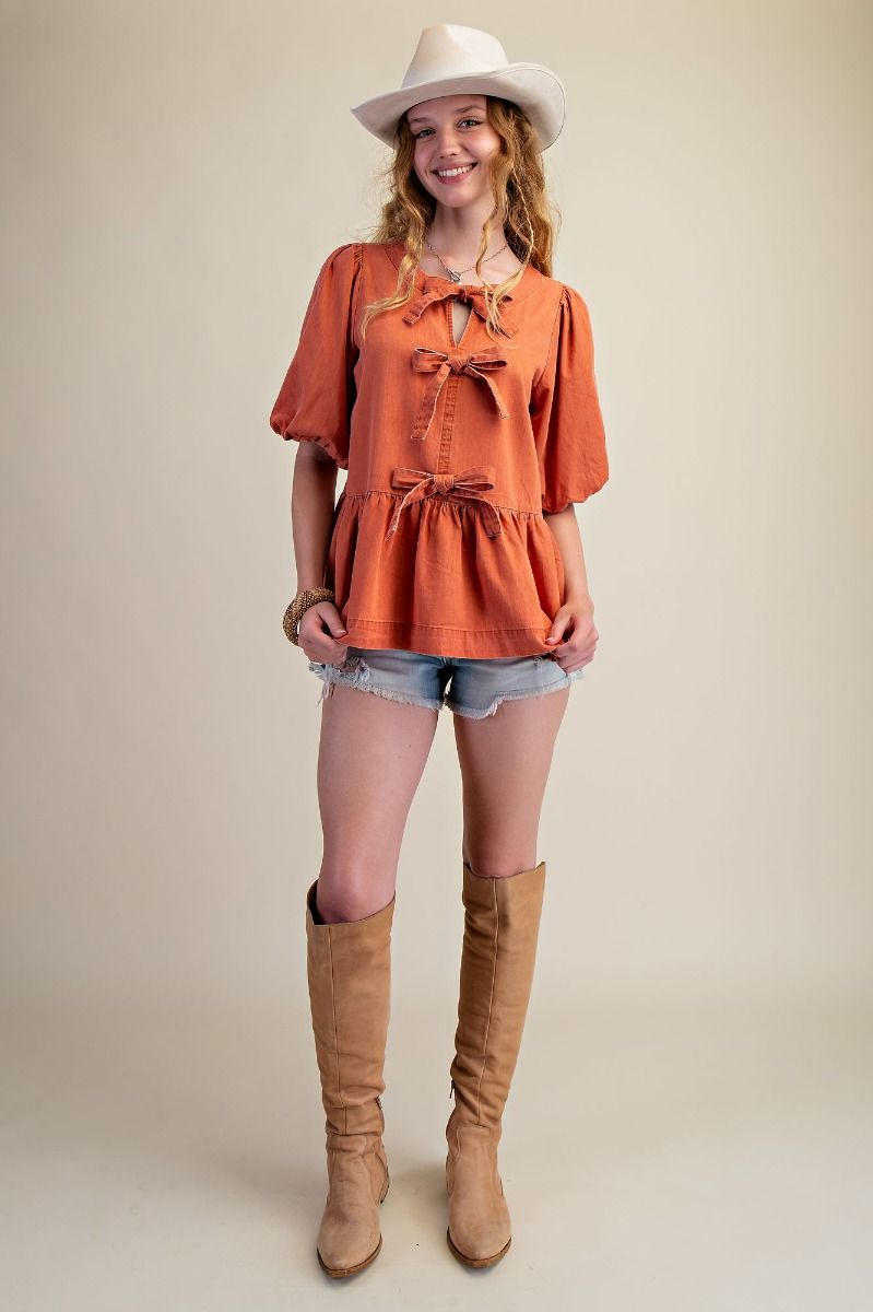 BUBBLE SLVS BOW FRONT DENIM PEPLUM TOP
