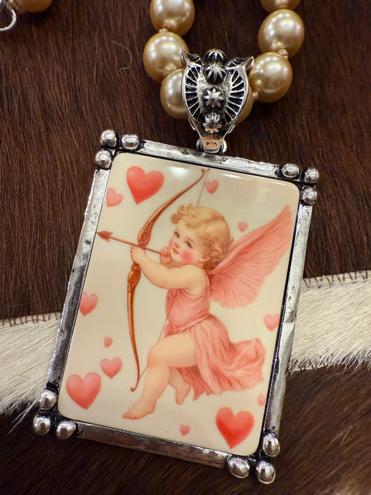 Antique Annie’s Necklaces