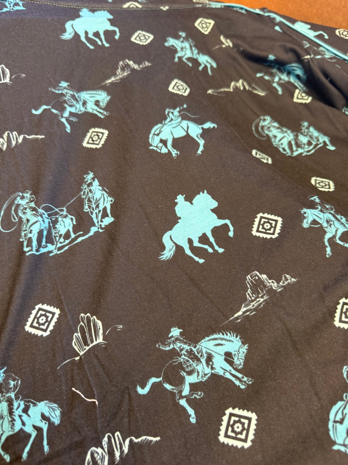 WESTERN PRINTED LONG SLEEVE PEARL SNAP CUFF PIPING DETAIL