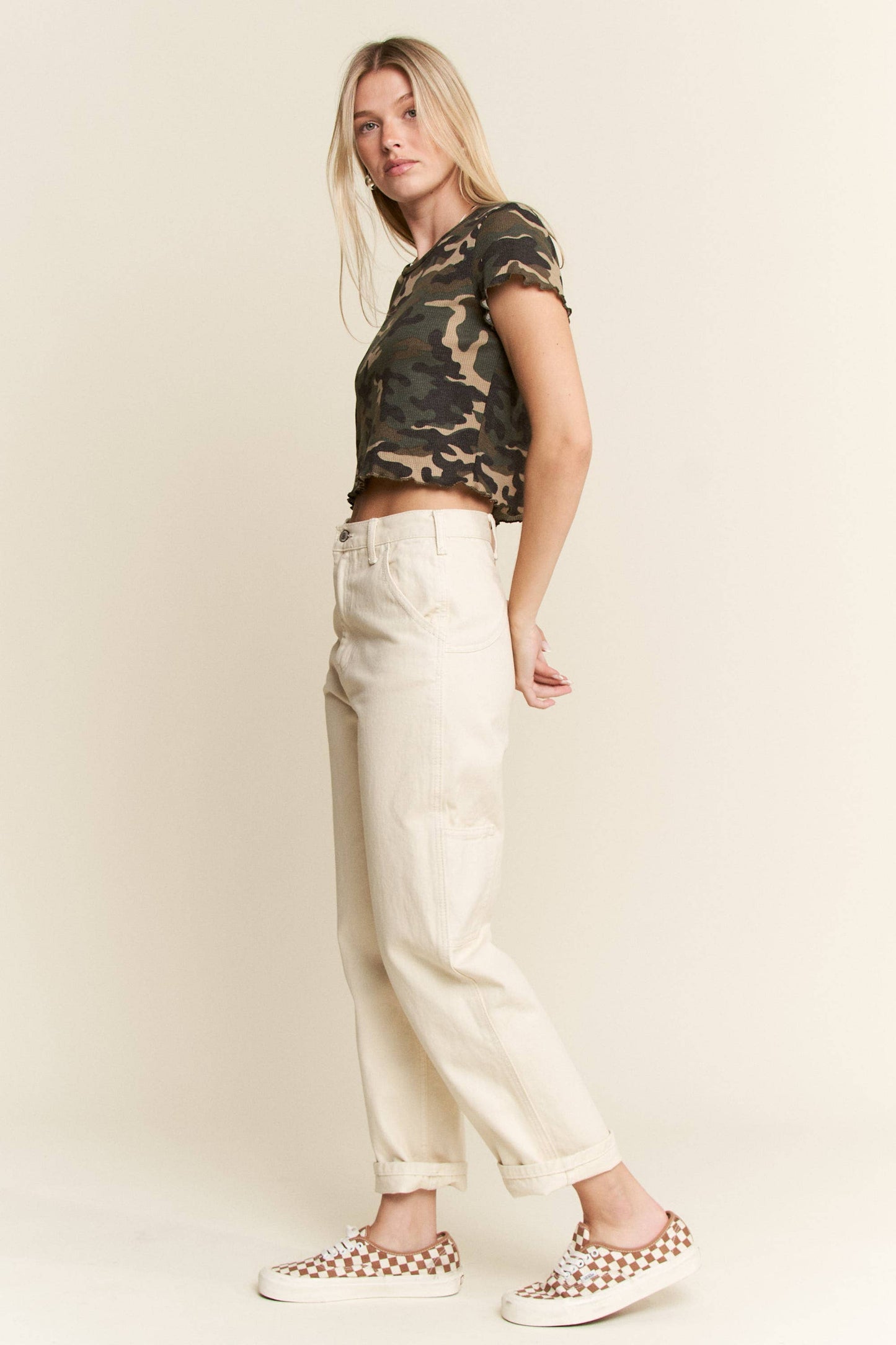 SHORT SLEEVE CAMO PRINT TOP