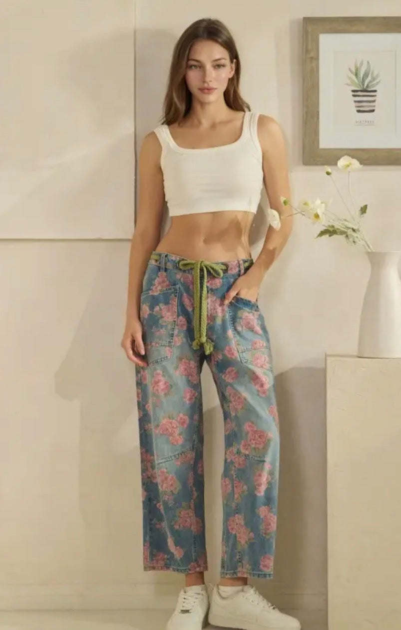 Washed Fiona Floral Print Barrel Jeans