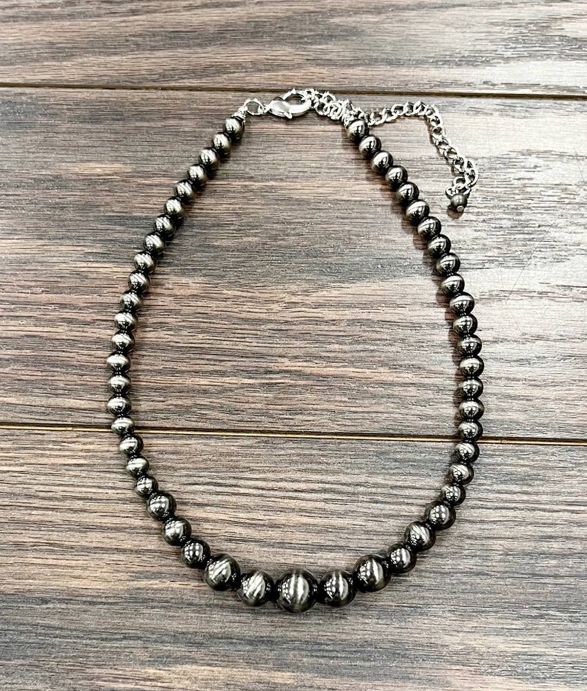 Fayetteville 16" Polish Western Bead Necklace