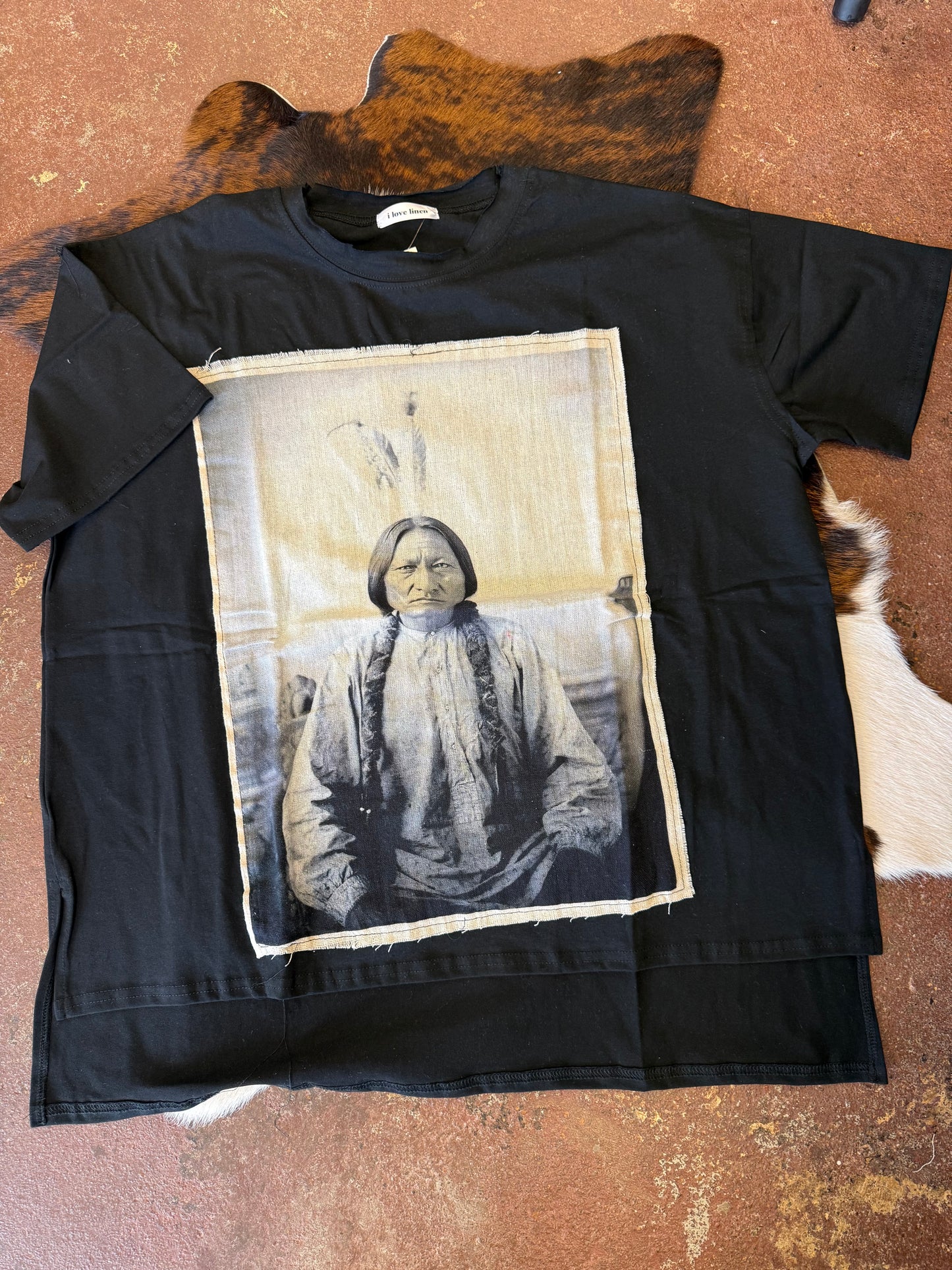 2 Feathers Chief Tshirt