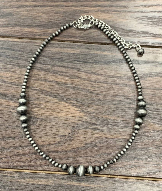 15" Western Bead Necklace