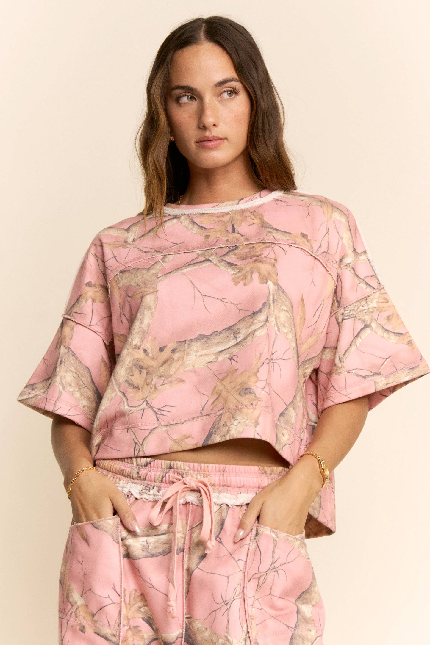 CAMO PRINT LOUNGE TOP AND TIE LEG PANTS SET