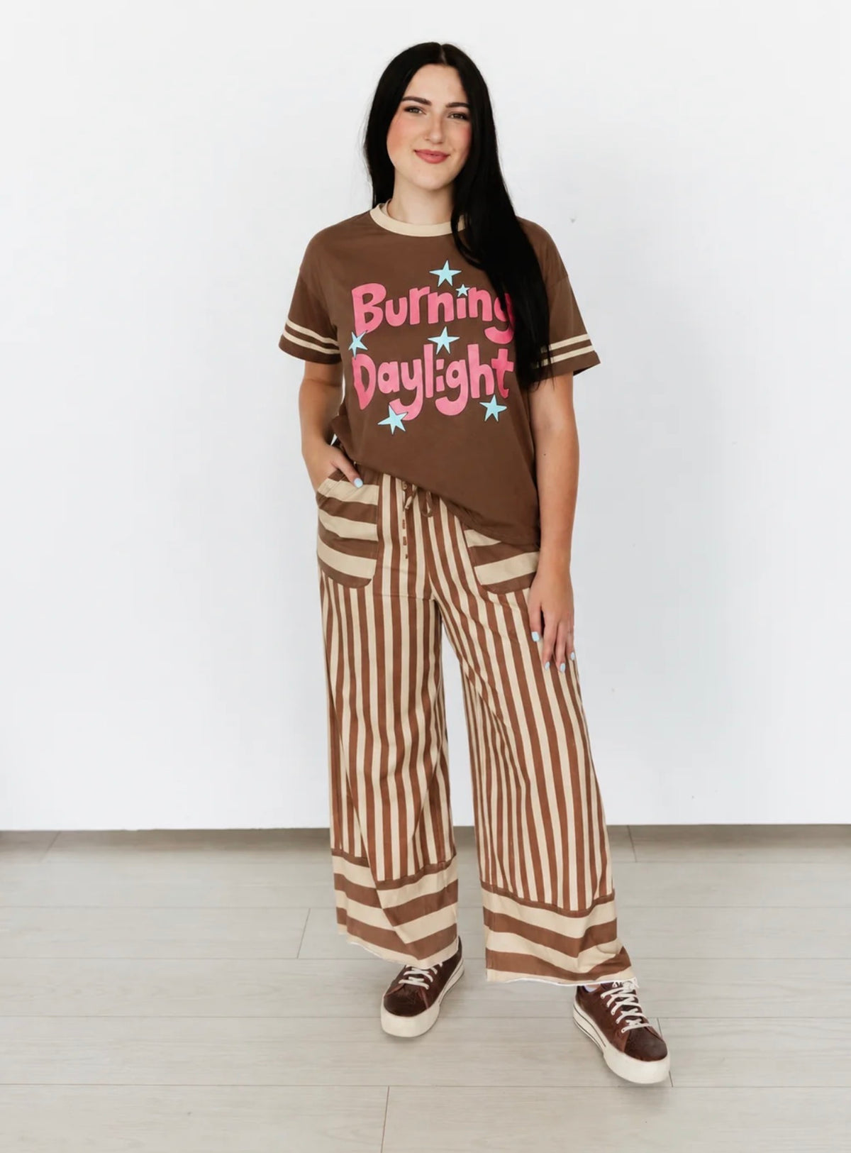BURNING DAYLIGHT GRAPHIC TEE