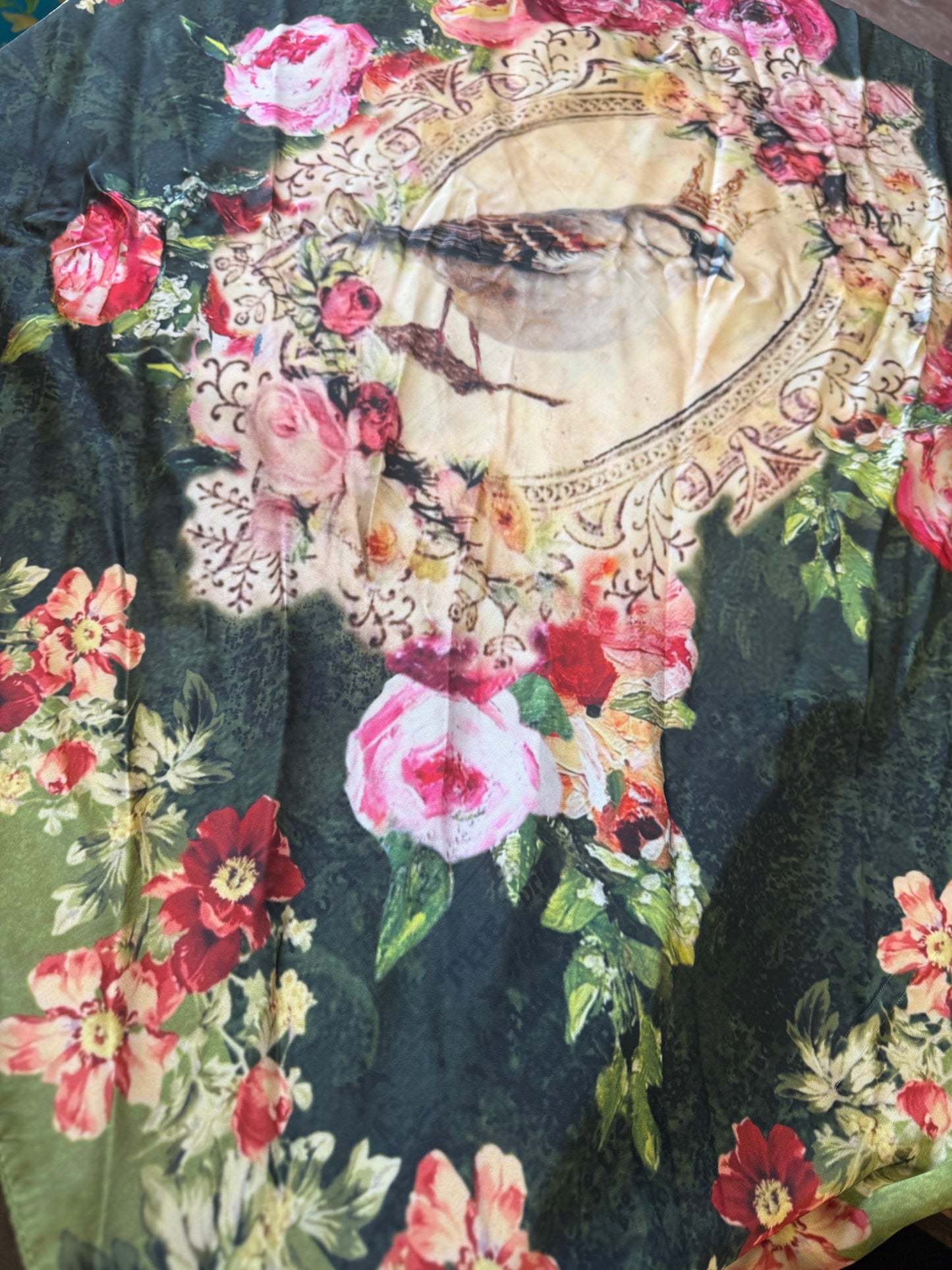 Birdie Queen Scarf