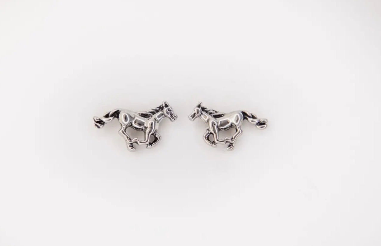 .5"18K White Gold Plated Burnished
Running Horse Earring