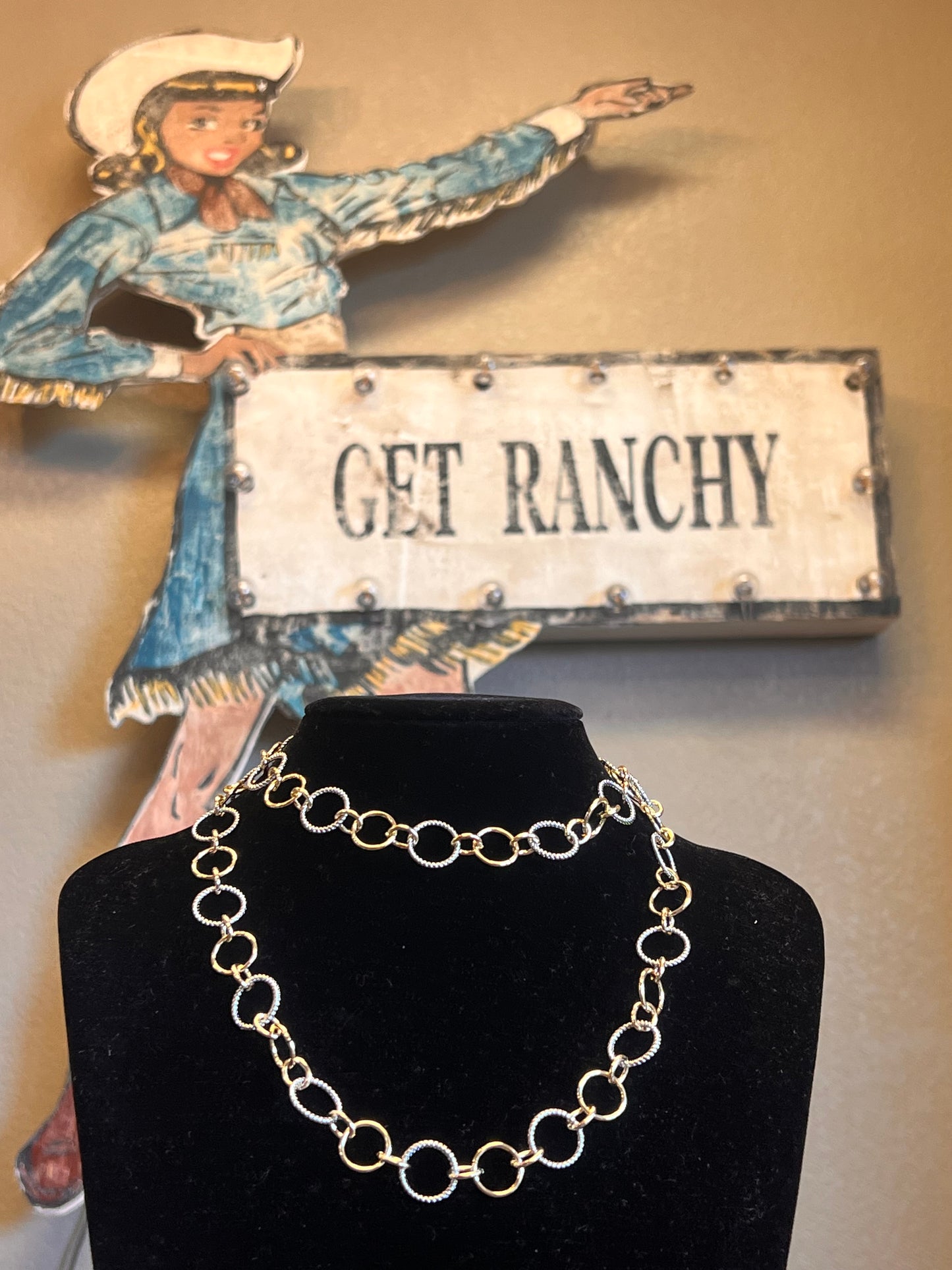Two Toned Circle Link Necklace