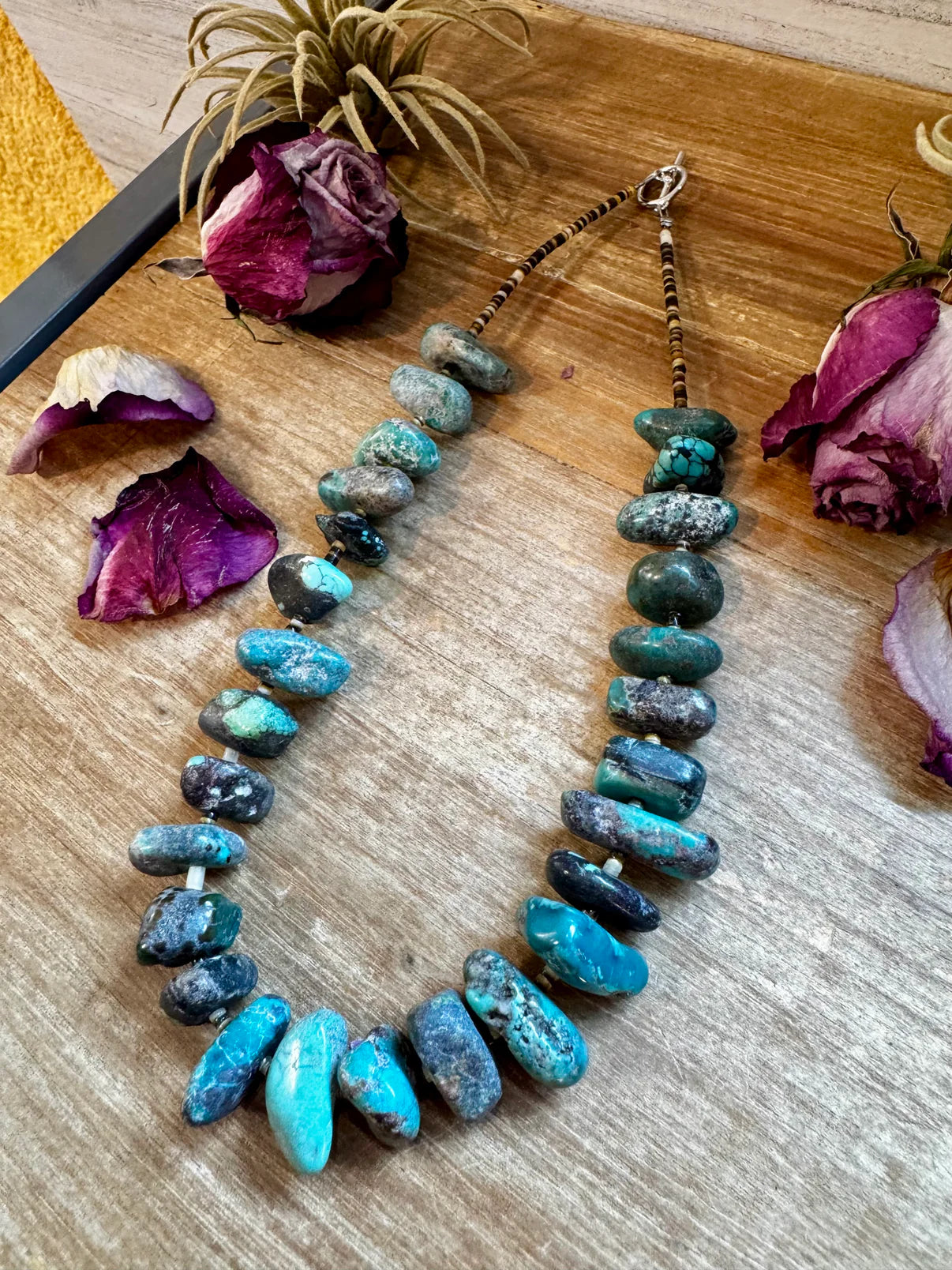 Turquoise Nugget & Shell
Necklace - 18.5"