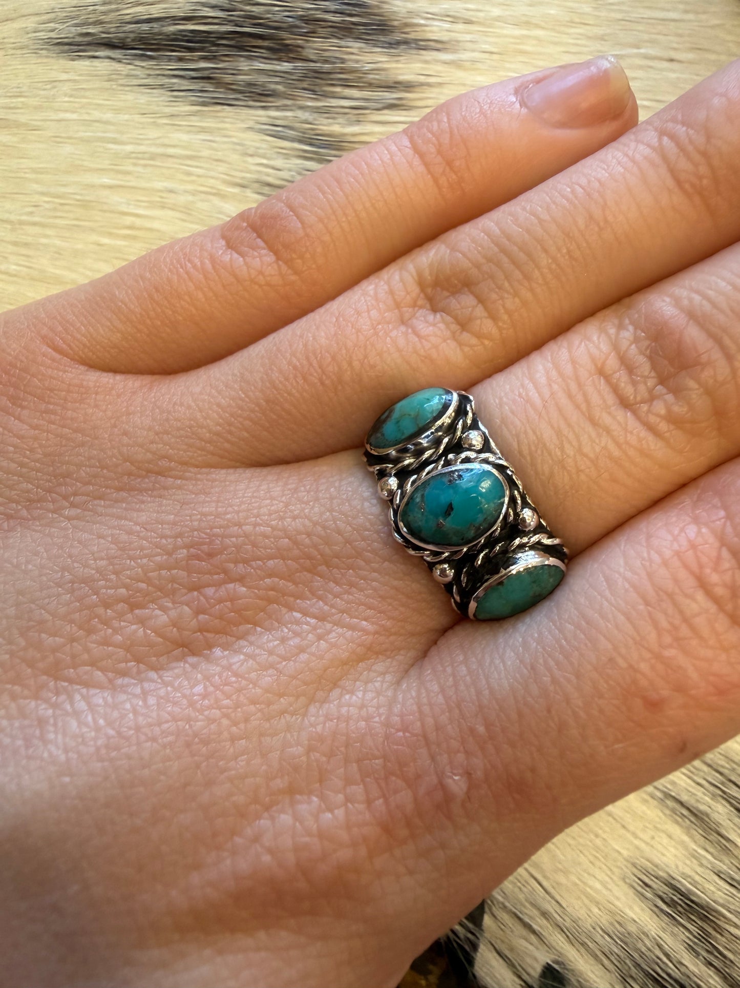 3 Stone Cluster Ring