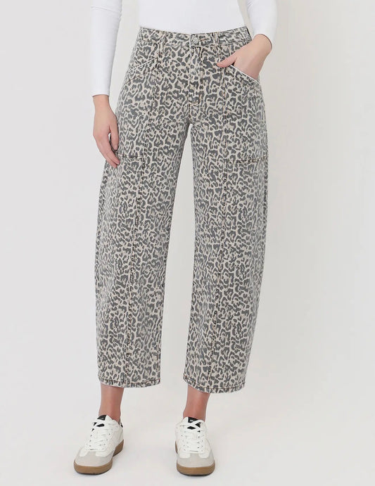 High Rise Leopard Print Utility Barrel
Jeans