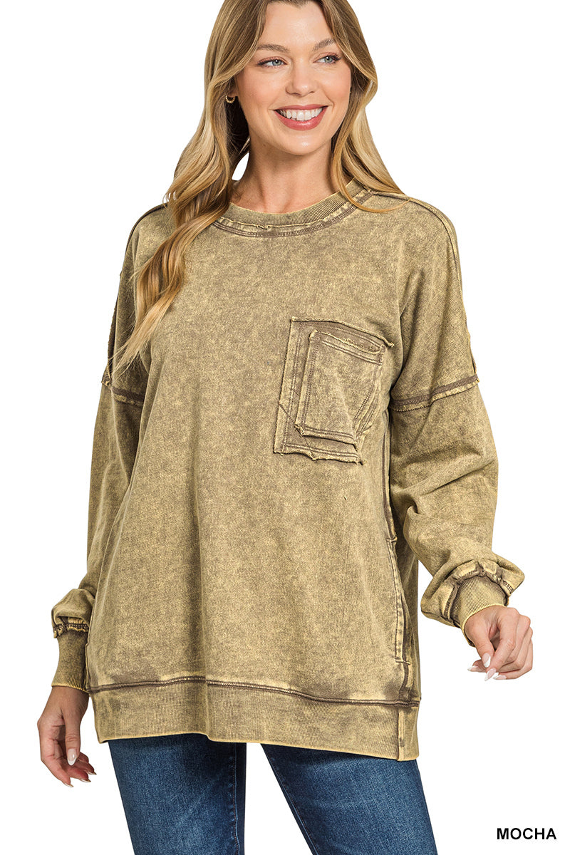 TERRY ACID WASH RAW
EDGE FRONT POCKET
PULLOVER