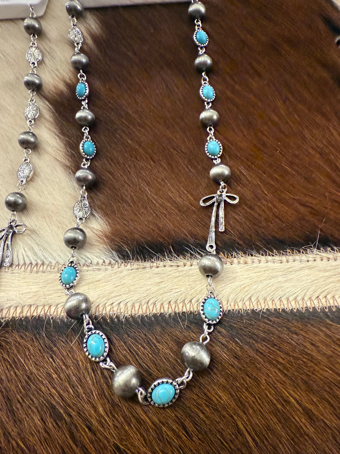 Bows & Beads Necklace