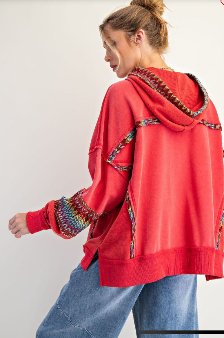 DAISY PATCH WASHED TERRY
HOODIE PULLOVER