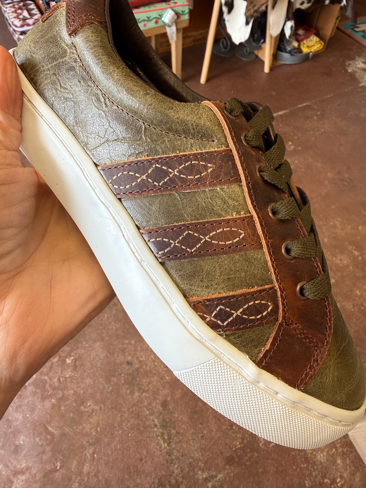 Sheridan Game Day Tennis Shoe