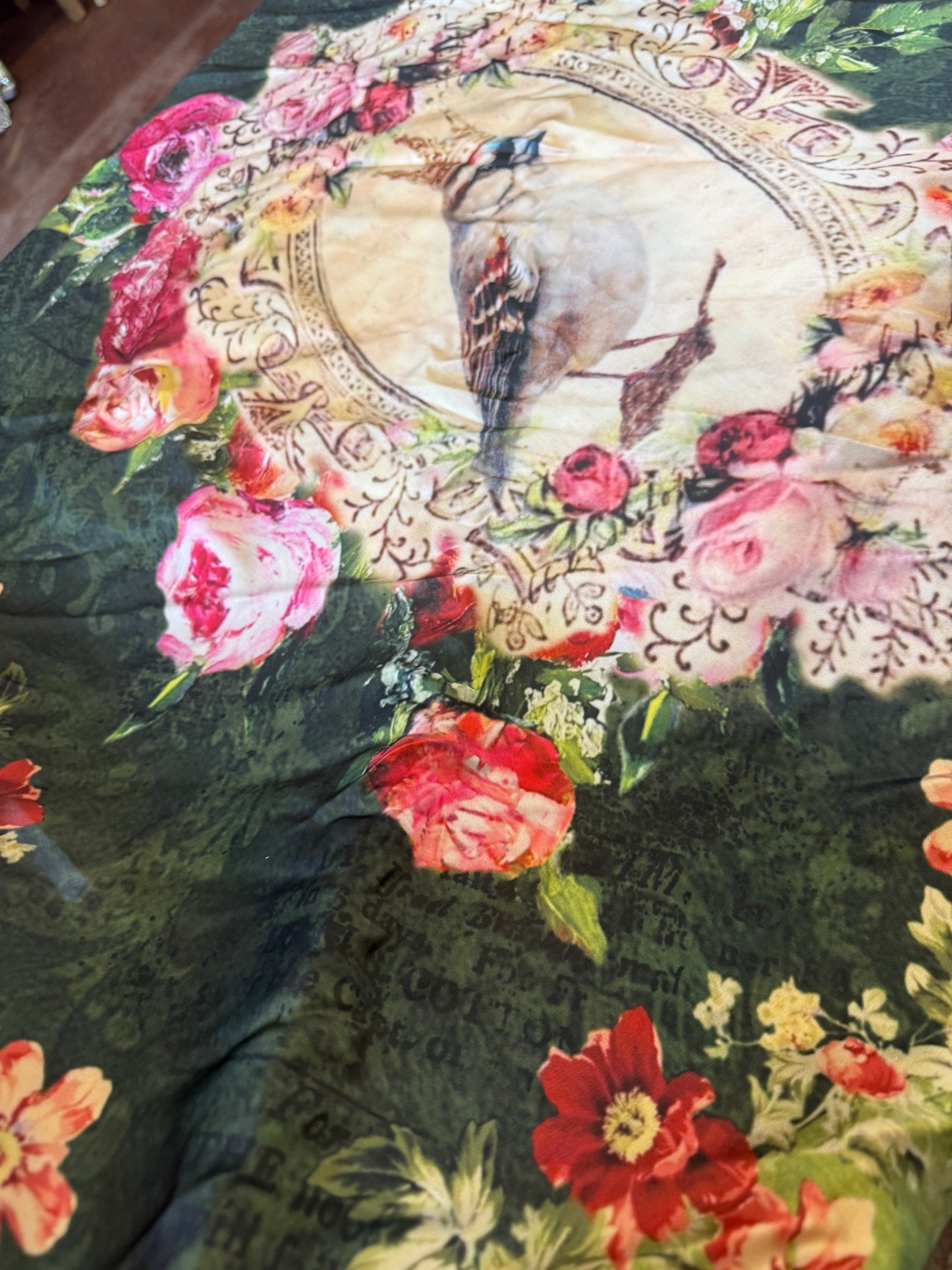 Birdie Queen Scarf